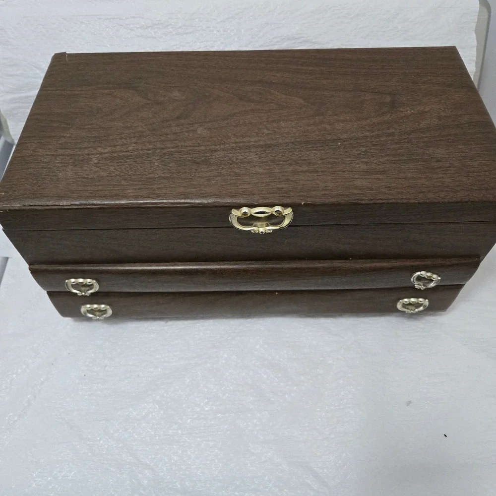 Vintage Large Jewelry Box Chest Faux Wood Grain Green Velvet Lining 3-Tier